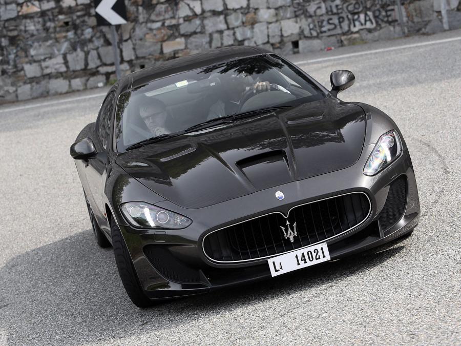  Maserati GranTurismo MC Stradale 2013 года  (фото 8 из 18)
